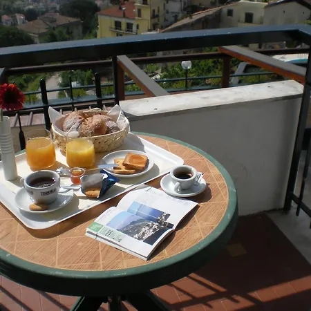 Pineta Ristorante Castello Кава-де-Тиррени