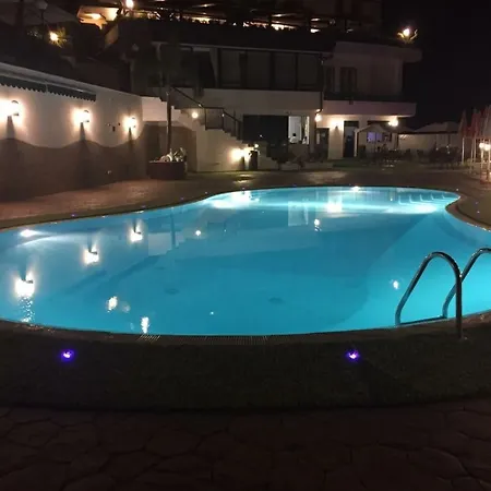 Отель Pineta Ristorante Castello 3*