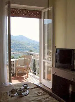 Отель Pineta Ristorante Castello 3*